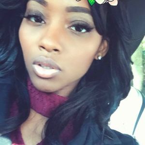 Meet your Posher, Christy